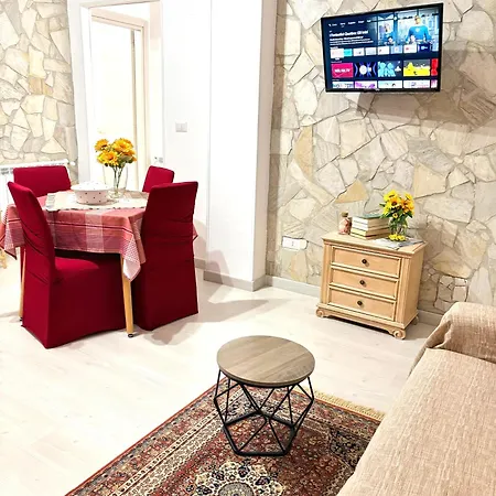 アパート Stefy's House *