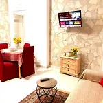 Stefy's House *