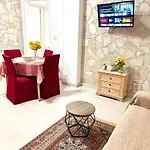 Διαμέρισμα Stefy's House *