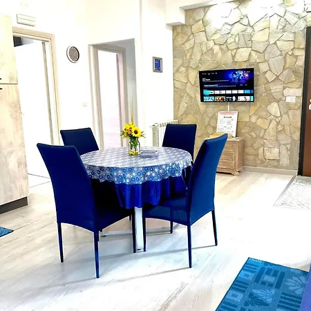 Stefy's House Apartment Scalea