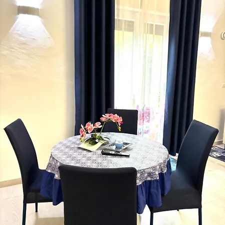 דירה Stefy's House